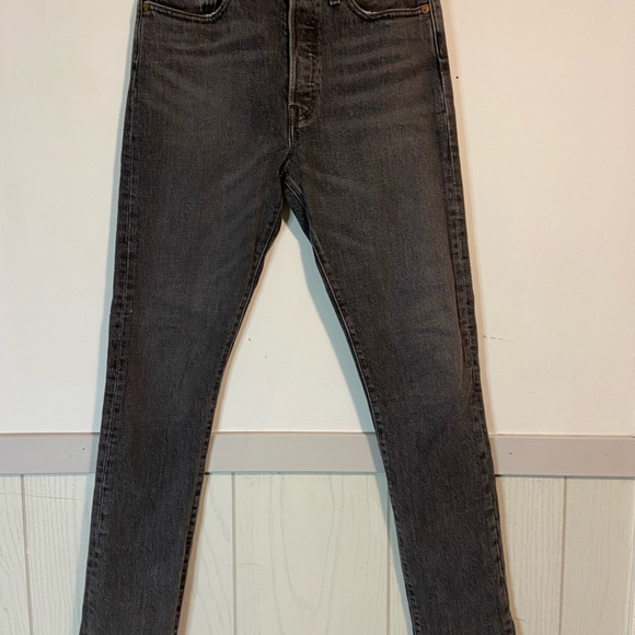 Black Faded 501 Retro Levi's - Picture 2 of 9